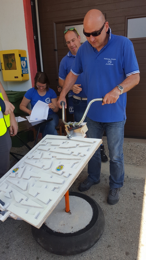 20180526_121309 (576 x 1024)