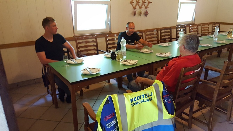 20170610_125302 (800 x 450)