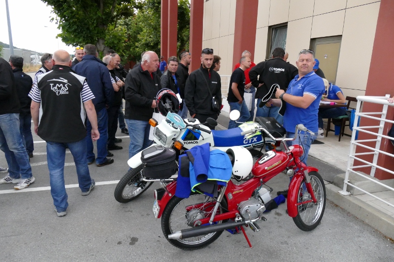 P1130020 (800 x 533)