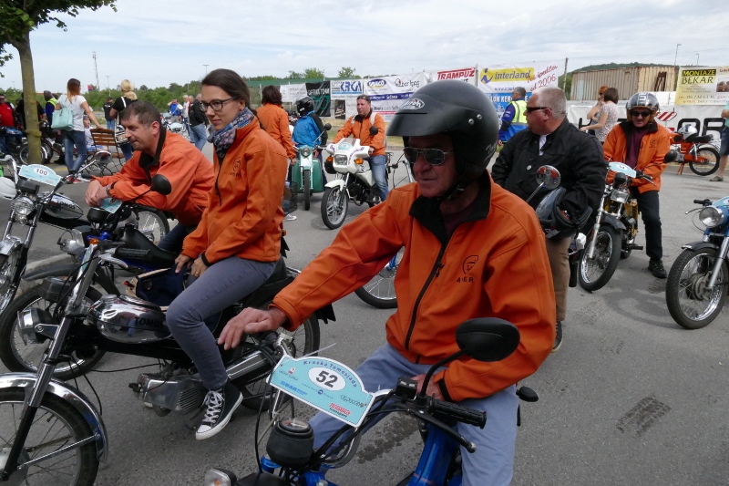 P1130146 (800 x 533)