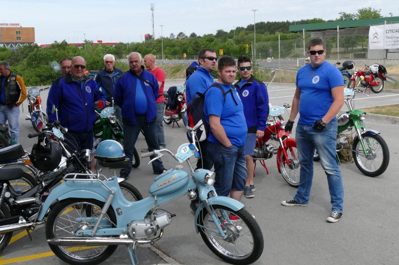 P1130175 (800 x 533)