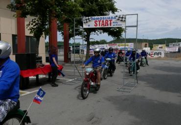 P1130208 (800 x 533)