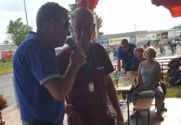20180609_182544 (576 x 1024)