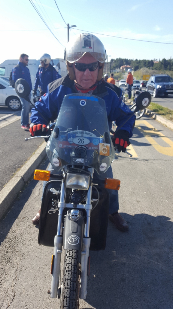 20190330_150846 (576 x 1024)